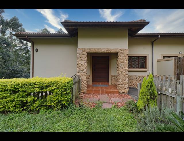 3 BEDROOM DUPLEX SOLD IN FOREST HILLS